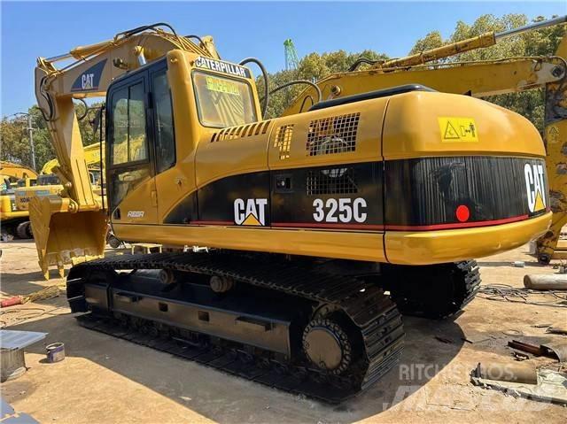 CAT 325 C Bandgrävare