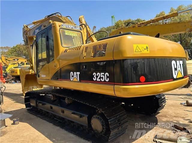 CAT 325 C Bandgrävare