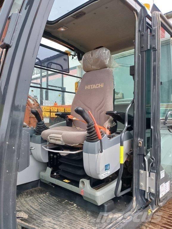 Hitachi ZX130 Bandgrävare