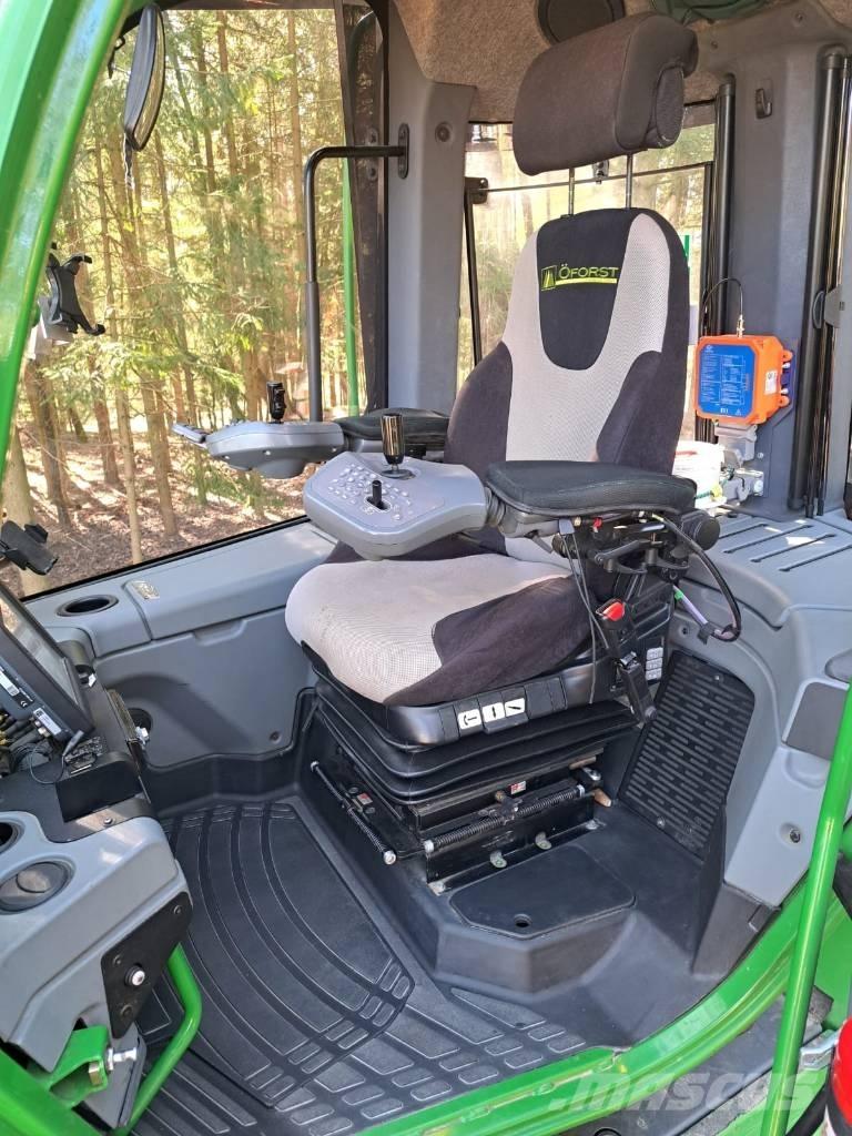 John Deere 1110 G Skotare
