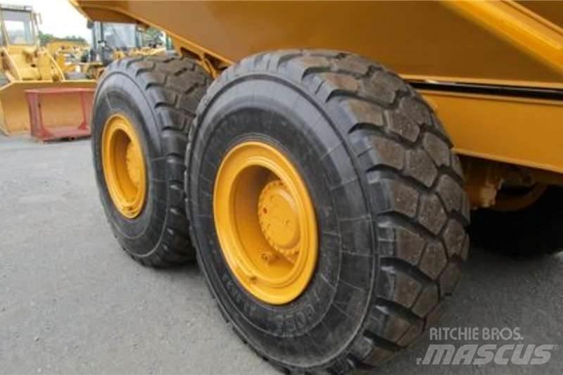 Bell B30E Midjestyrd dumper
