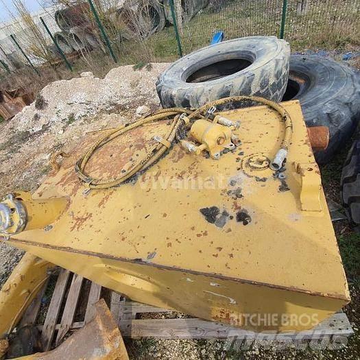 CAT 769D - Minidumprar