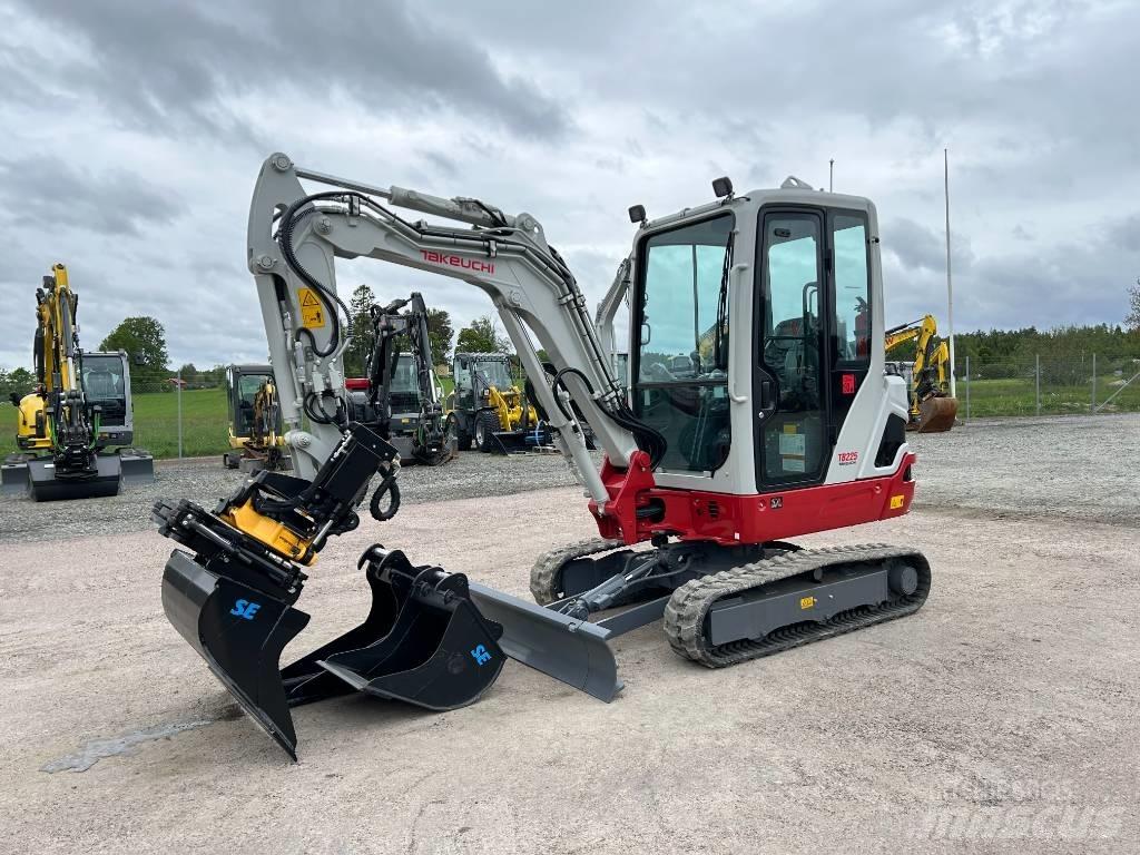 Takeuchi TB225 Minigrävare < 7t