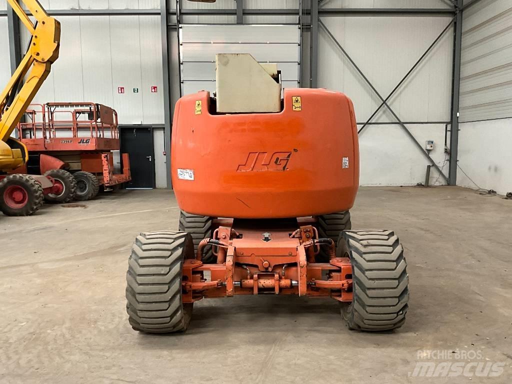 JLG 450 AJ Bomliftar