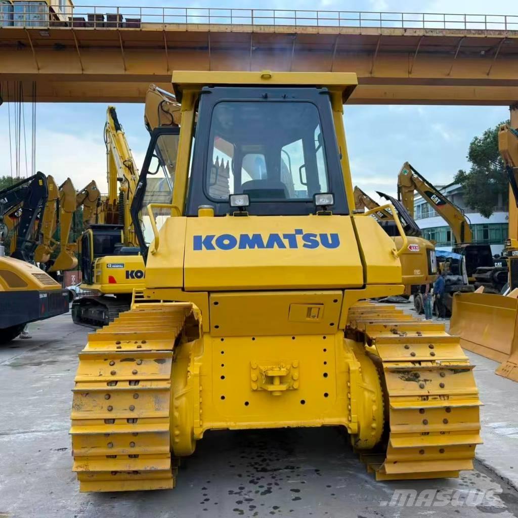 Komatsu D65PX-12E Bandschaktare