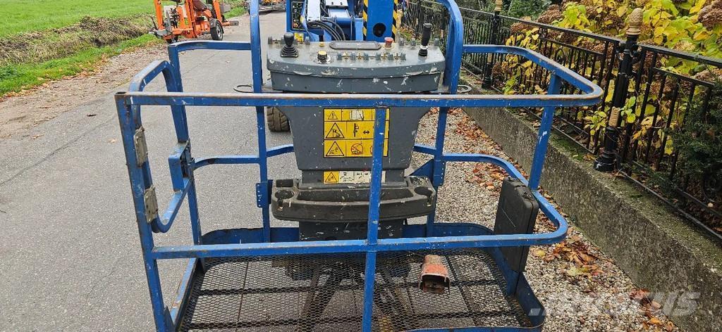 JLG E450aj Bomliftar