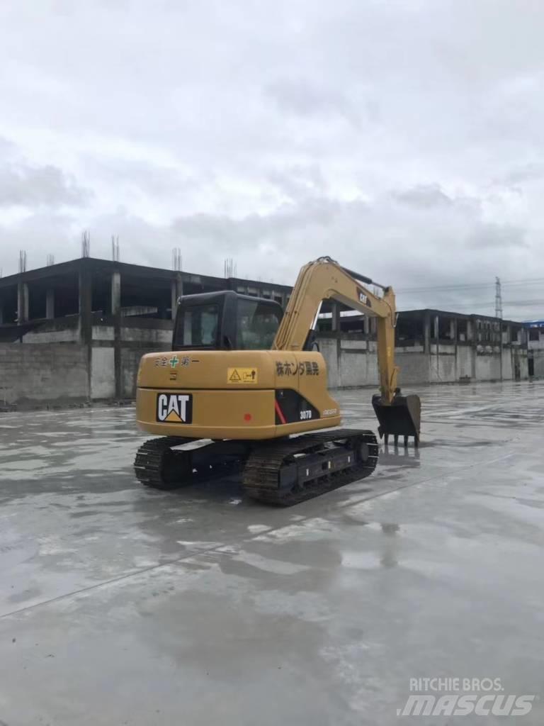 CAT 307 D Midigrävmaskiner 7t - 12t