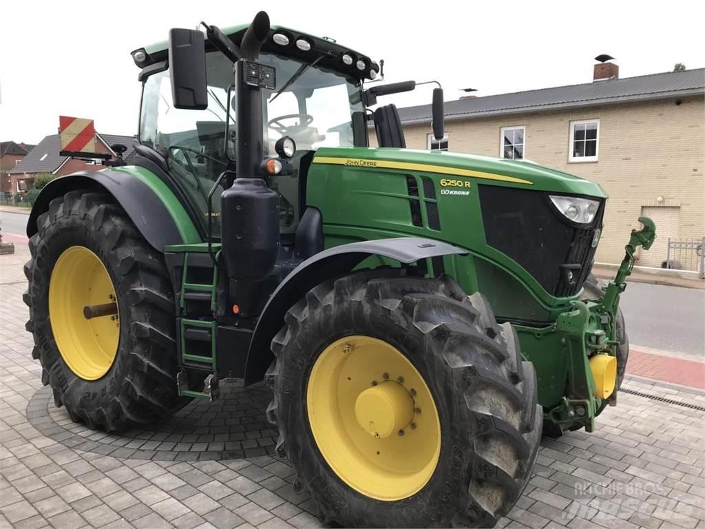 John Deere 6250R Traktorer