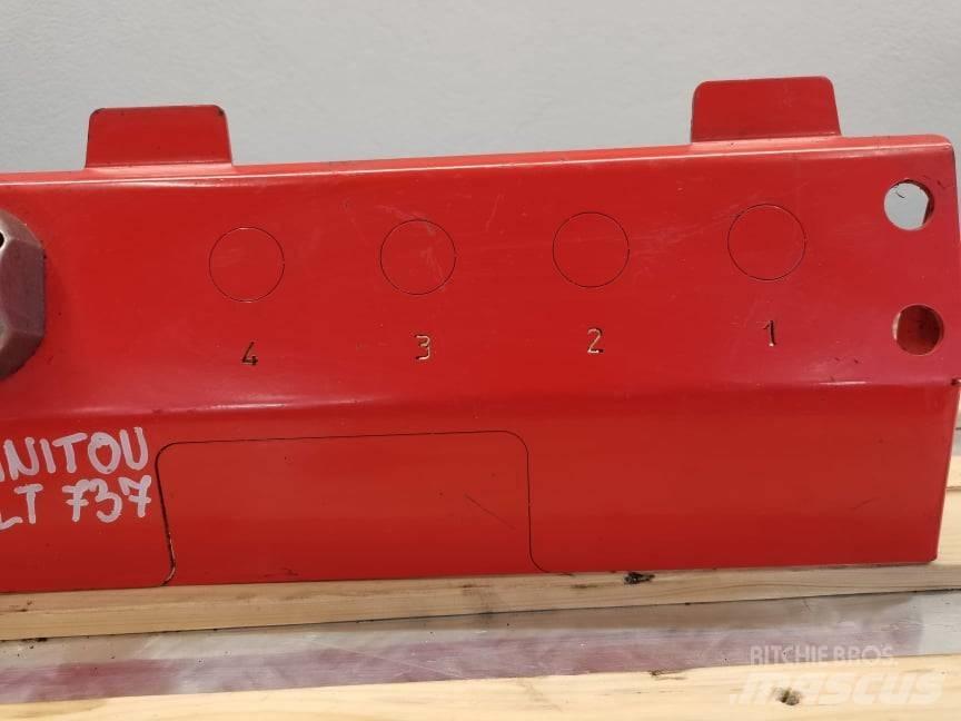 Manitou MLT shield Hytter och interiör