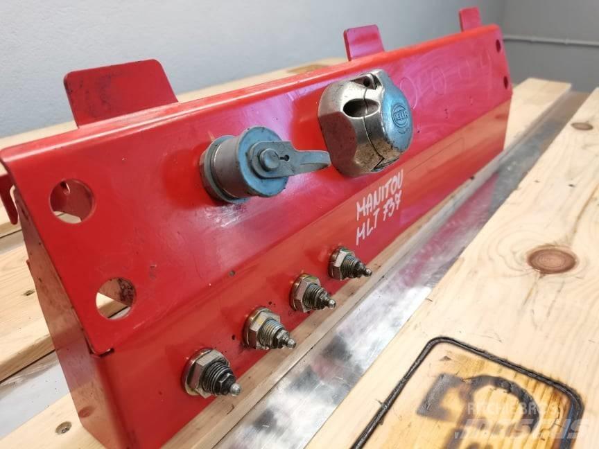 Manitou MLT shield Hytter och interiör