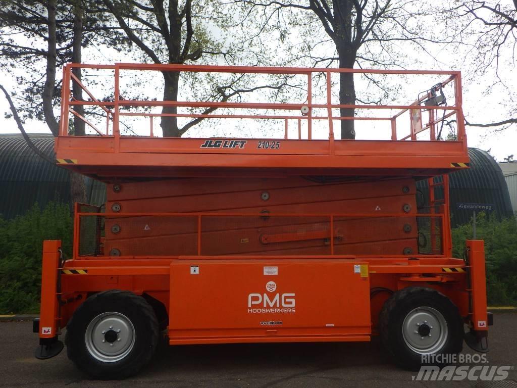 JLG 210-25 Saxliftar