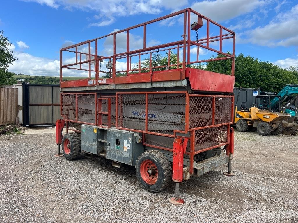 SkyJack SJ 9250 Saxliftar