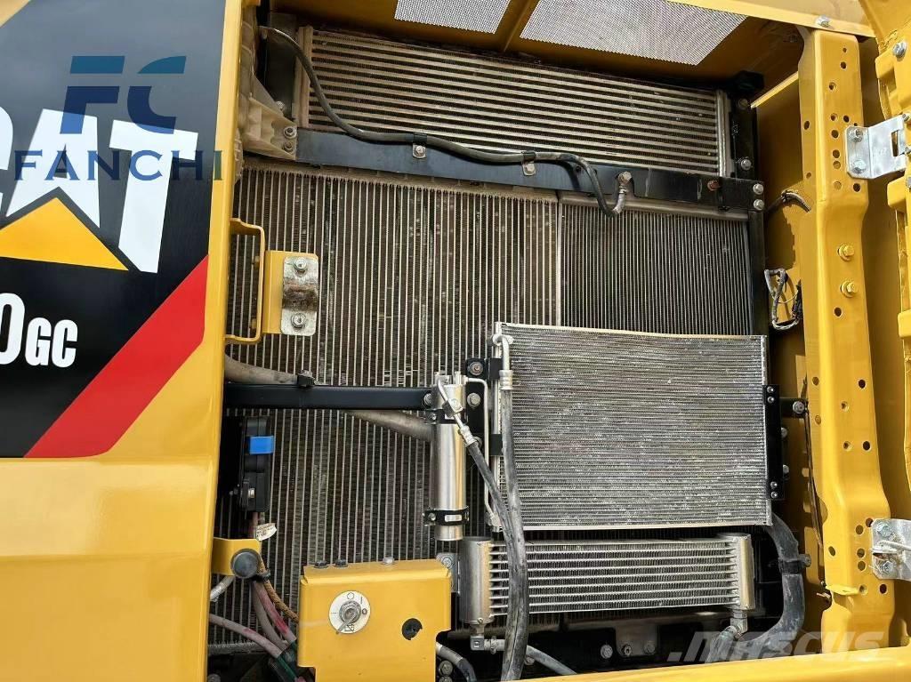 CAT 330GC Avfalls / industri hantering