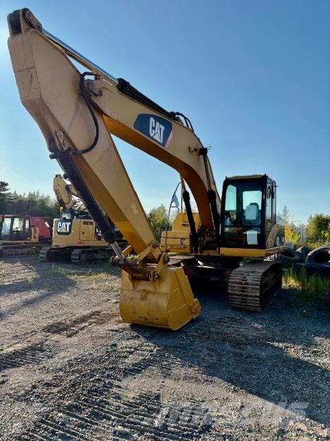 CAT 320 D Bandgrävare