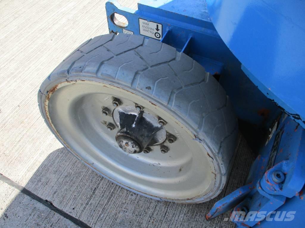 JLG E 300 AJP (180) Teleskop bomliftar