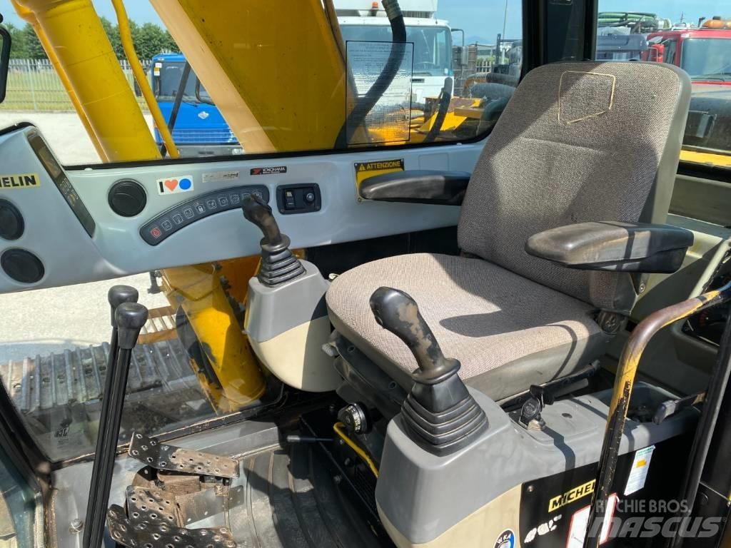 JCB JS 130 Bandgrävare