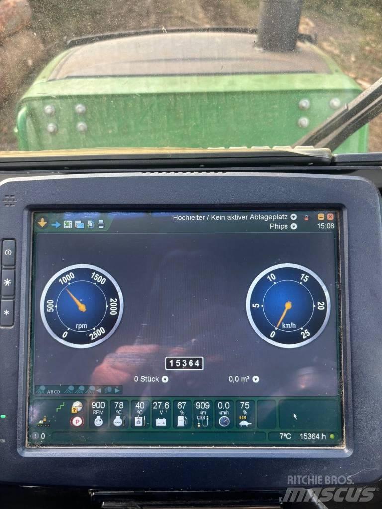 John Deere 1110 E Skotare