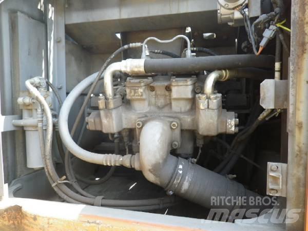 Hitachi EX200-5E Bandgrävare