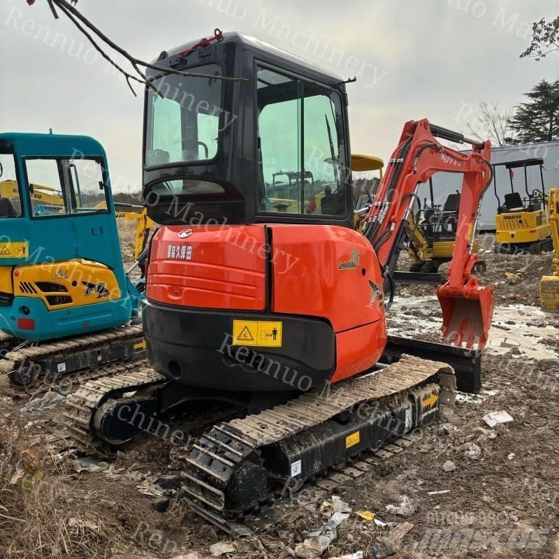 Kubota U 30 Minigrävare < 7t