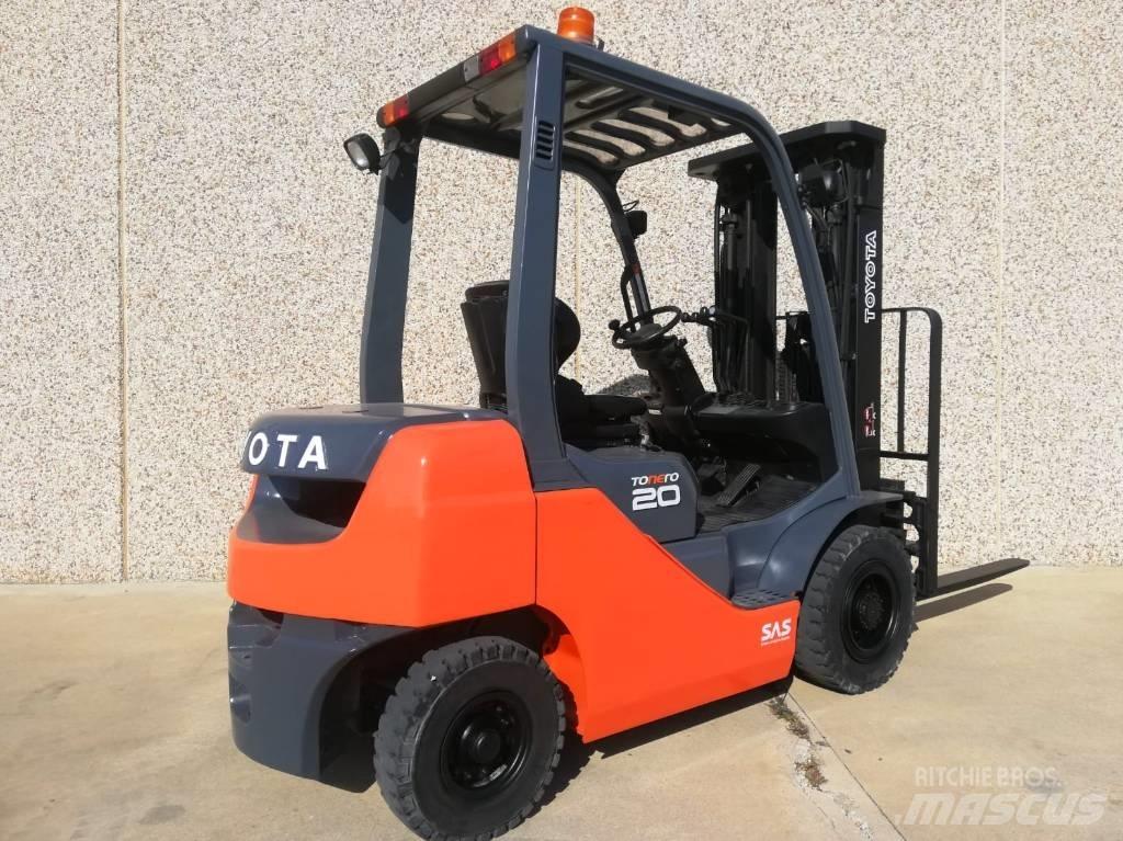 Toyota 02-8 FG F 20 Gasolmotviktstruckar