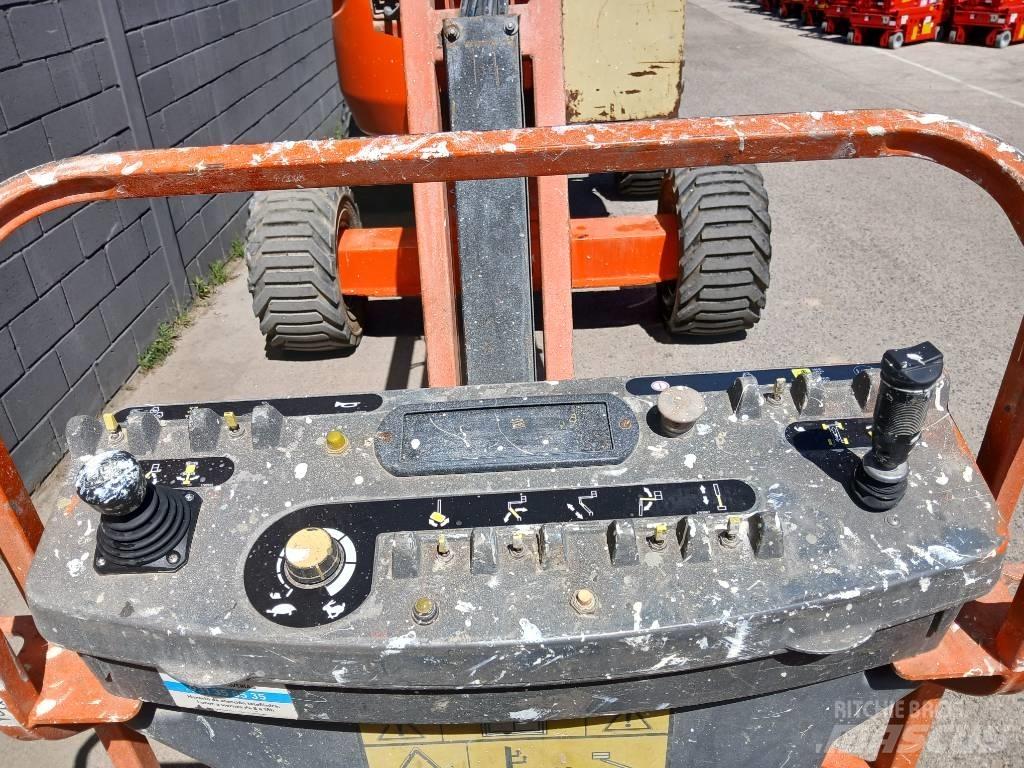 JLG 450 AJ SIII Bomliftar
