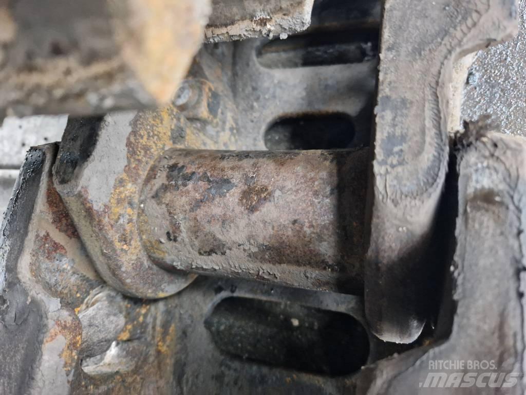 Volvo EC 300 D L Bandgrävare