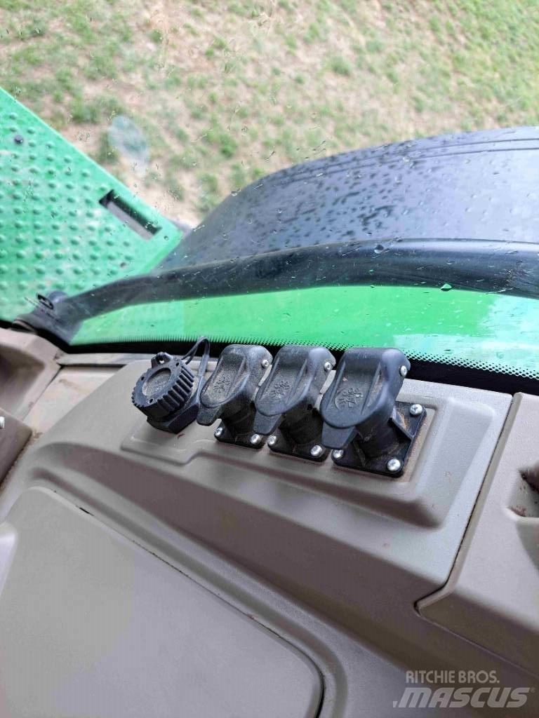 John Deere 8R410 Traktorer