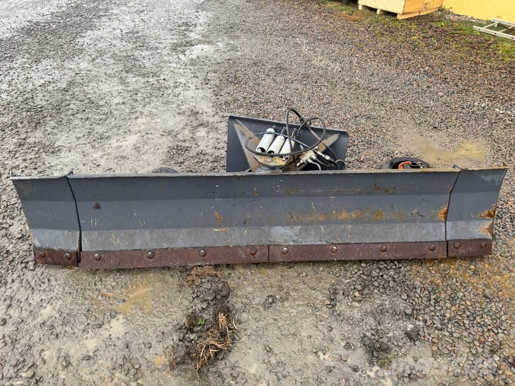 Sami Frontblad Snöblad och plogar