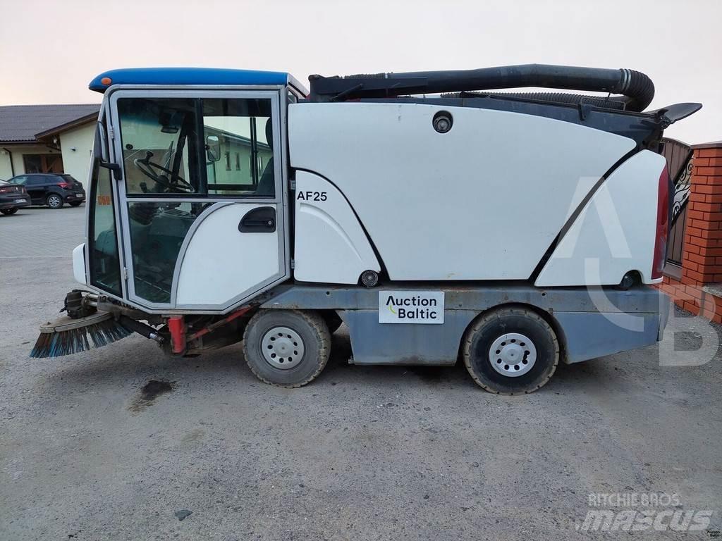 Johnston 142A 101T Sopmaskiner