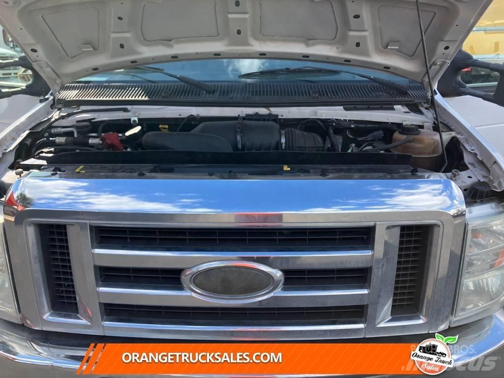 Ford E 350 Lätta skåpbilar