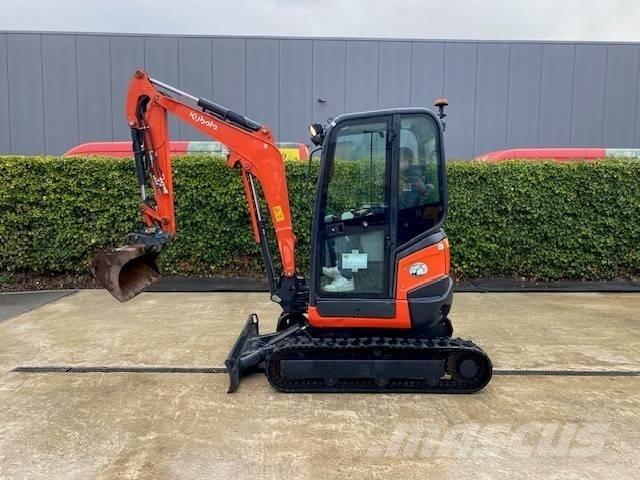 CAT 302.7 D CR Minigrävare < 7t