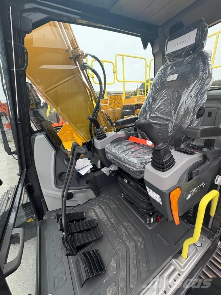 XCMG XE135E Bandgrävare