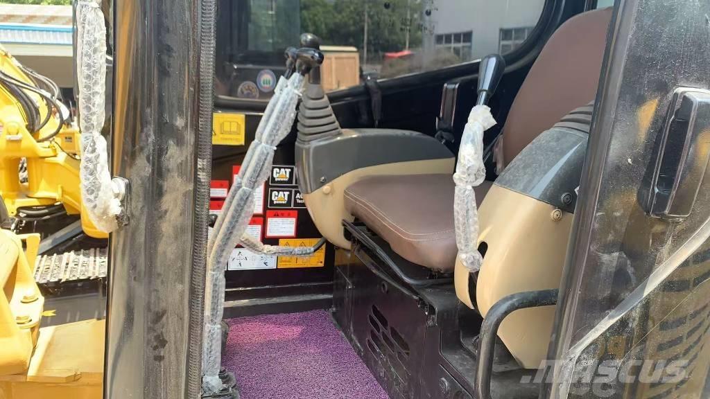 CAT 304 CR Minigrävare < 7t