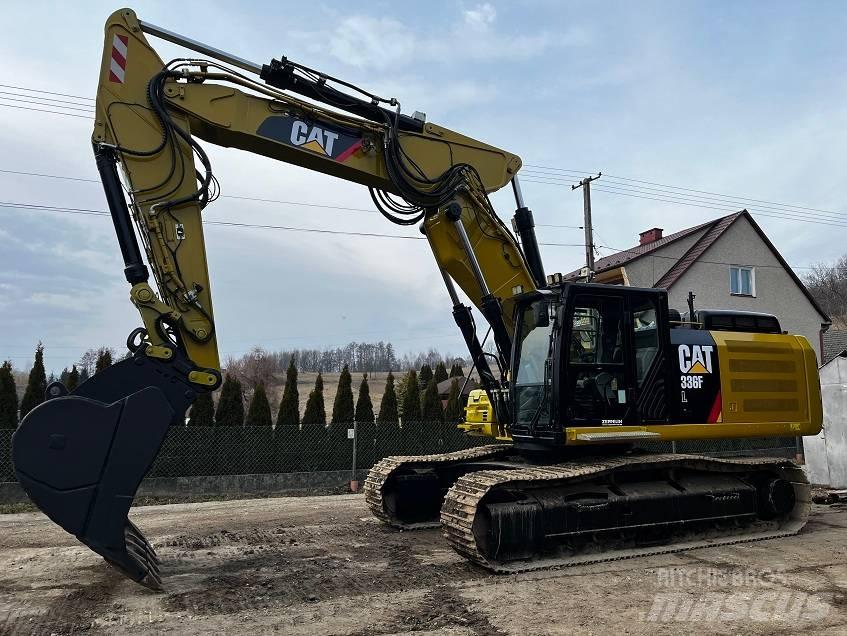 CAT 336 F L Bandgrävare