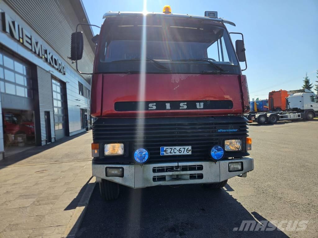 Sisu SM300 8X2 Transportbilar för Skogsmaskiner