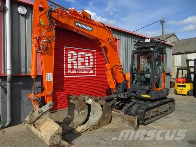 Doosan DX 85 R-3 Midigrävmaskiner 7t - 12t