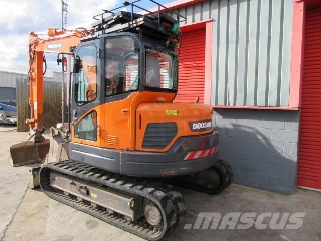 Doosan DX 85 R-3 Midigrävmaskiner 7t - 12t