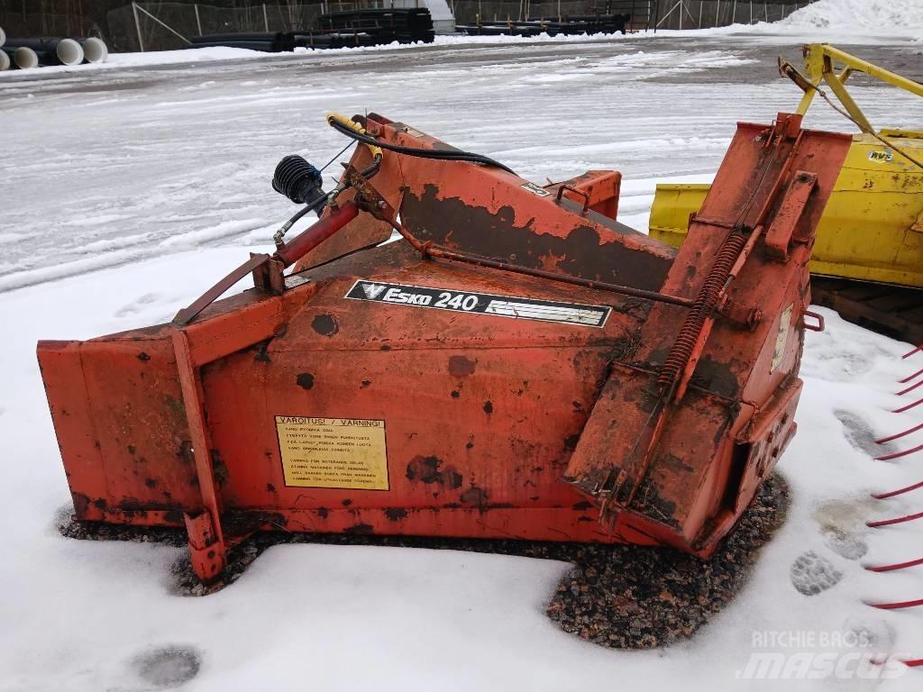 Esko LL 240 Snöslungor och -fräsar