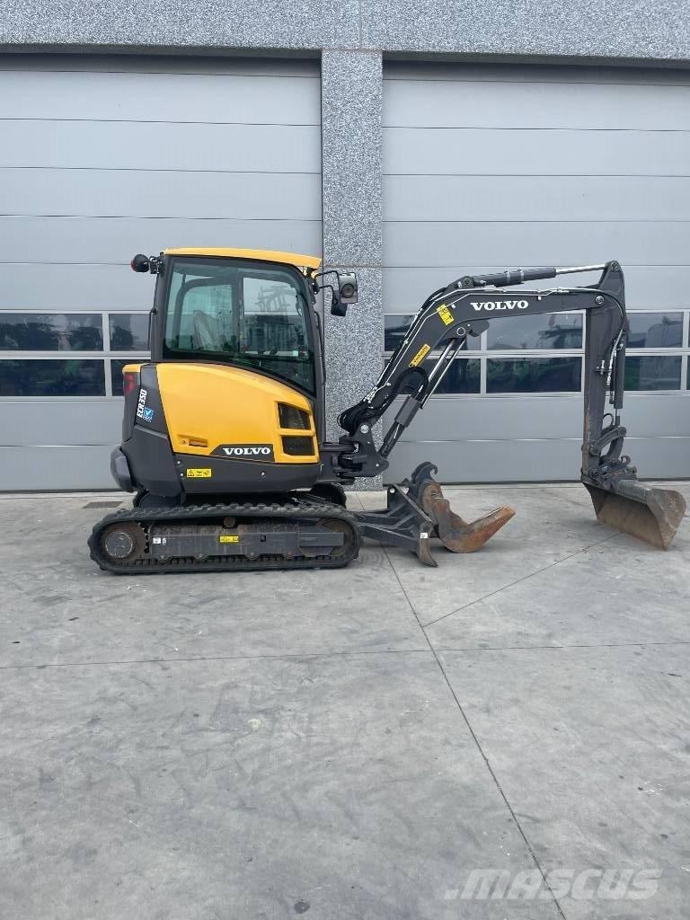 Volvo ECR 35 D Minigrävare < 7t