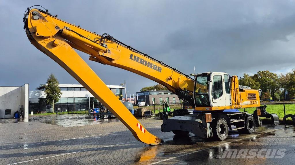 Liebherr A 934 C Avfalls / industri hantering