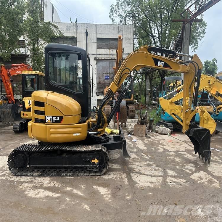 CAT 303.5 E Minigrävare < 7t