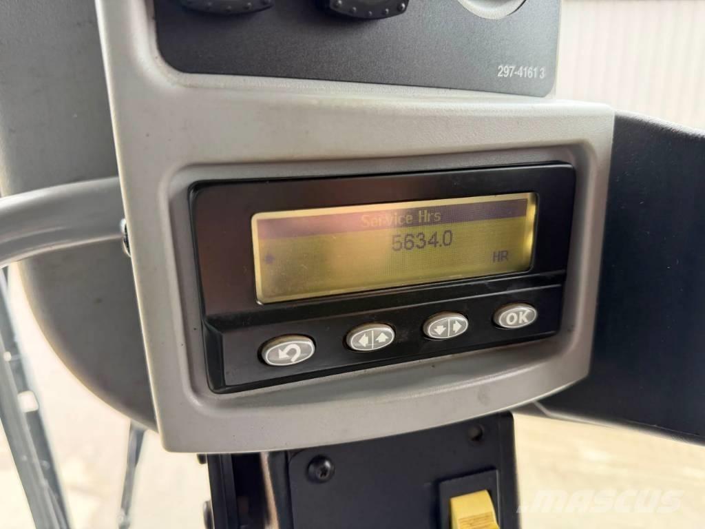 CAT 140M - LOW HOURS Väghyvlar