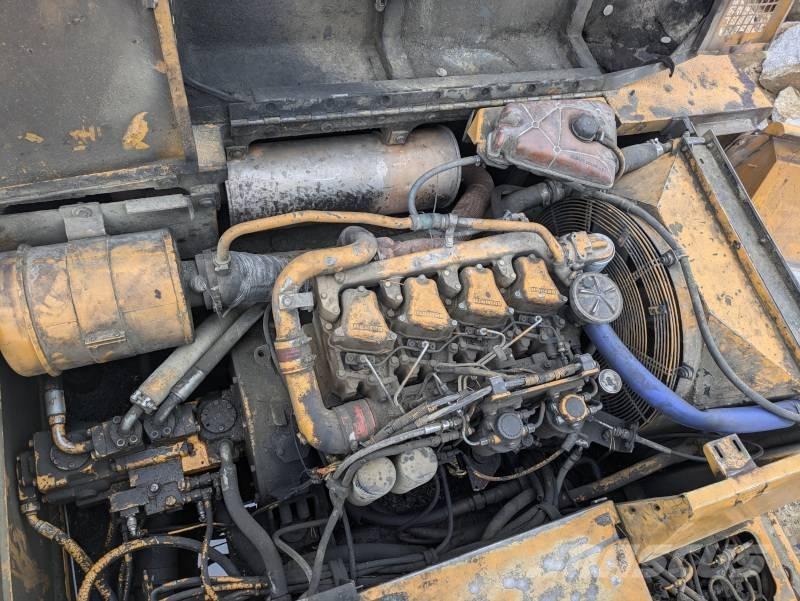 Liebherr 922 Bandgrävare