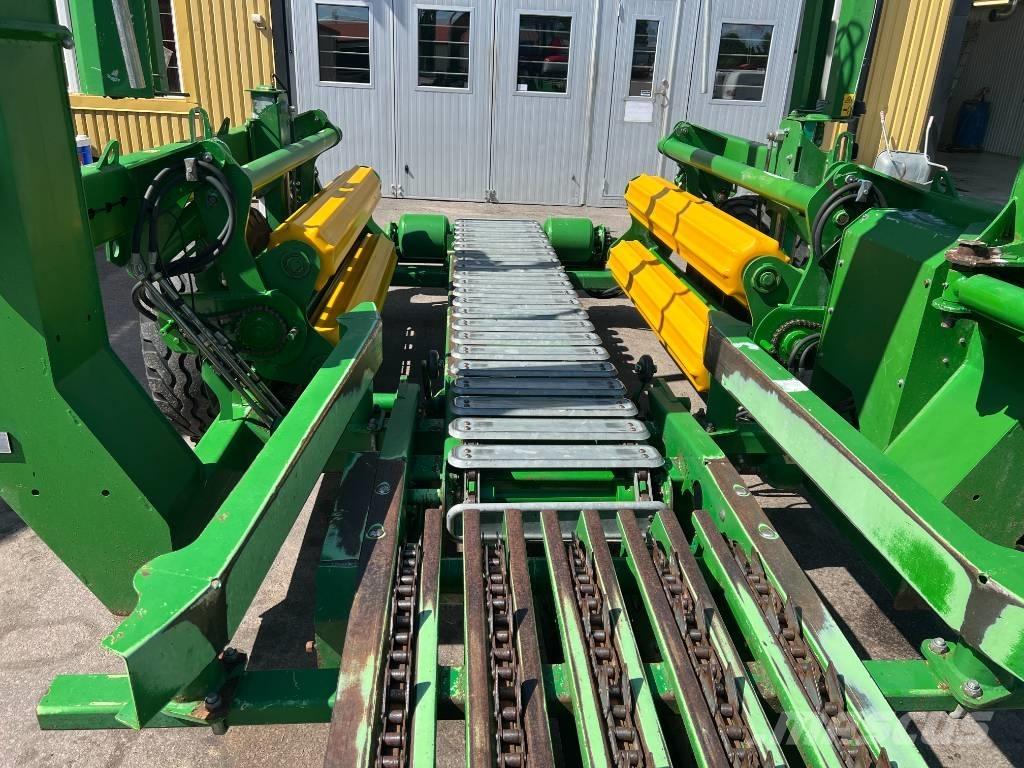 McHale 998 Inplastare