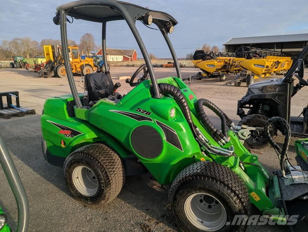 Avant 528 Kompaktlastare