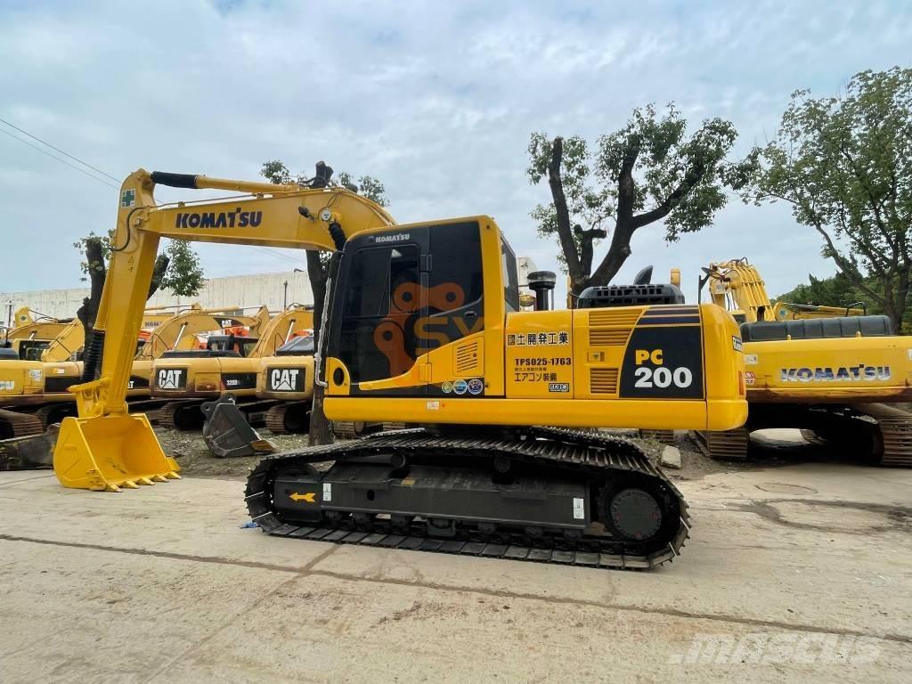 Komatsu PC 200 Bandgrävare