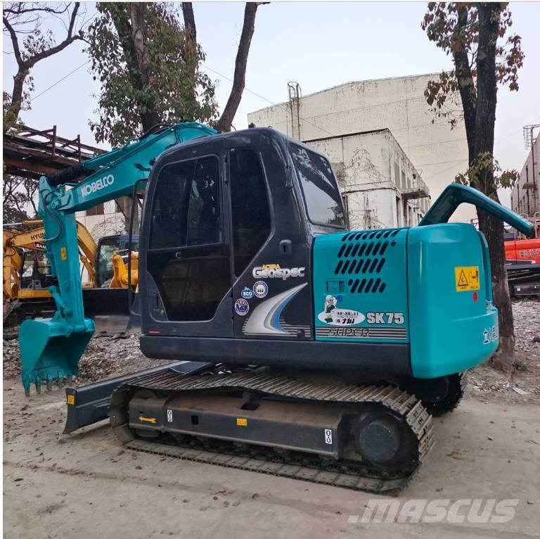 Kobelco SK 75 Midigrävmaskiner 7t - 12t