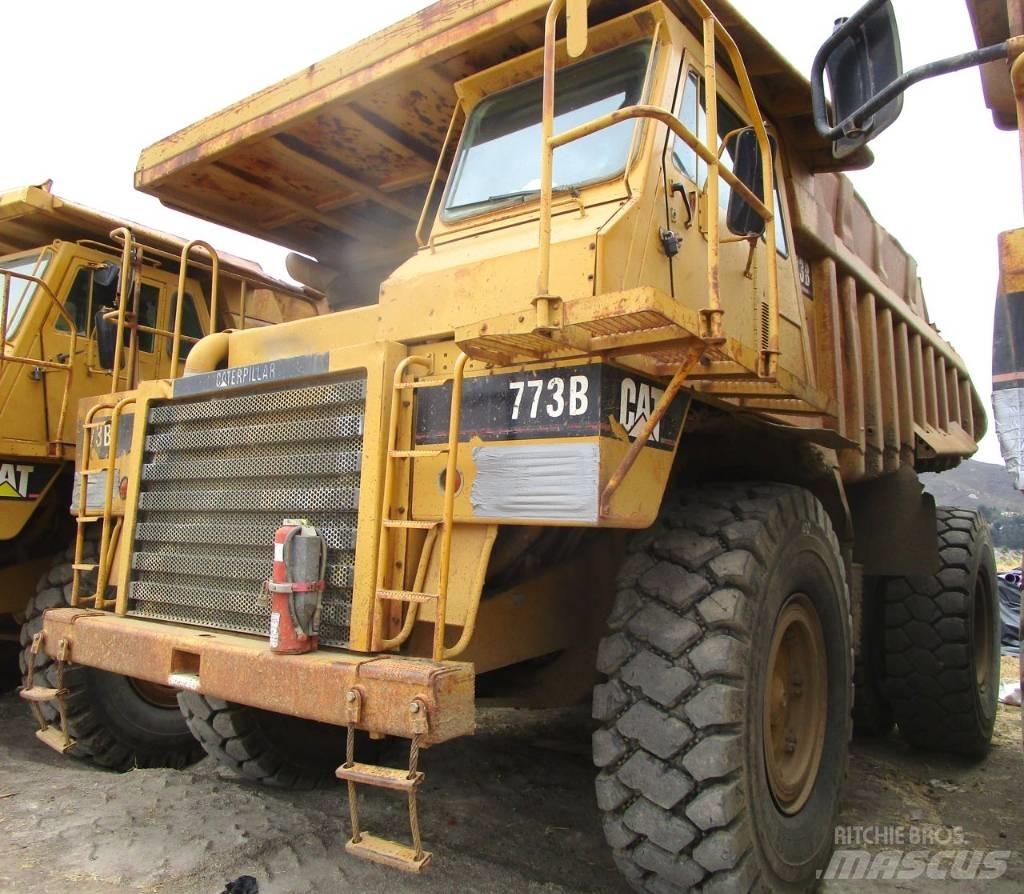 CAT 773B Midjestyrd dumper