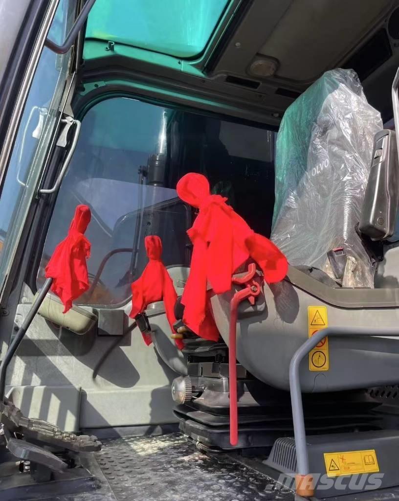 Volvo EC 240 B Bandgrävare