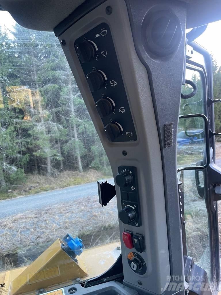 CAT D 6 XE LGP Bandschaktare
